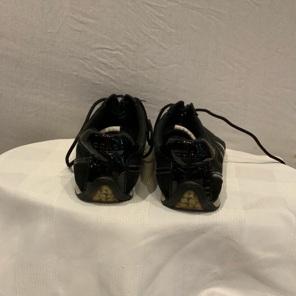 EUC-Coach black and white lace up sneakers - Picture 4 of 8